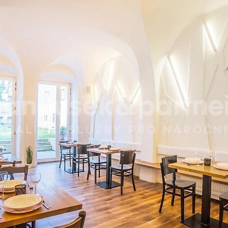 Penzion A Restaurace 14 Hostinne  Екстер'єр фото