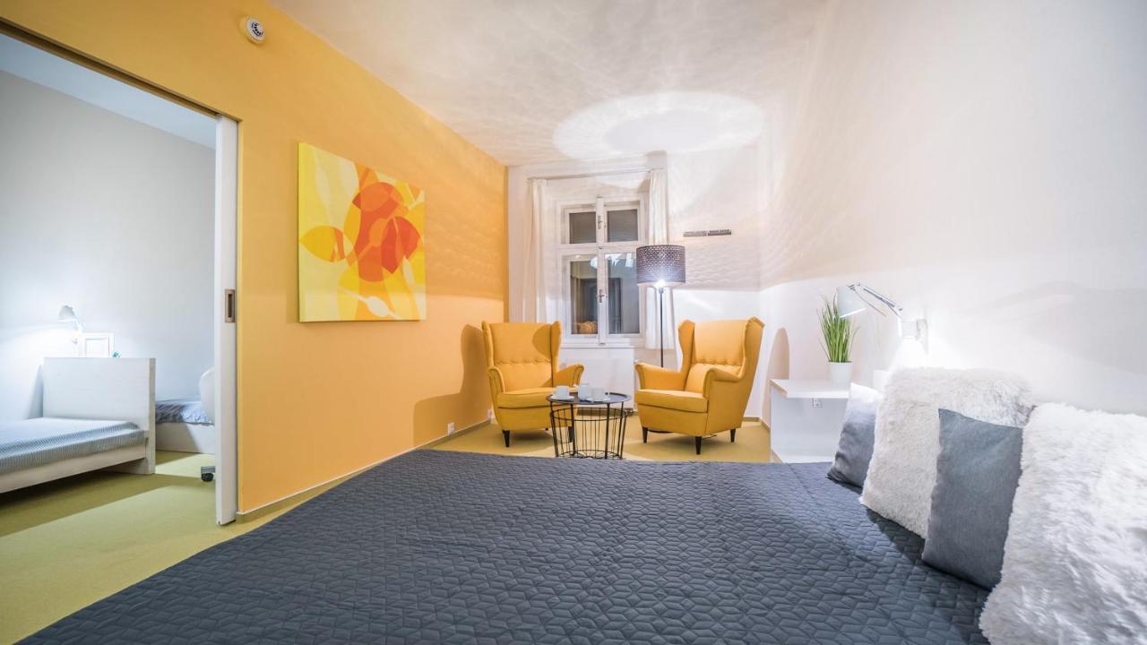 Penzion A Restaurace 14 Hostinne  Екстер'єр фото