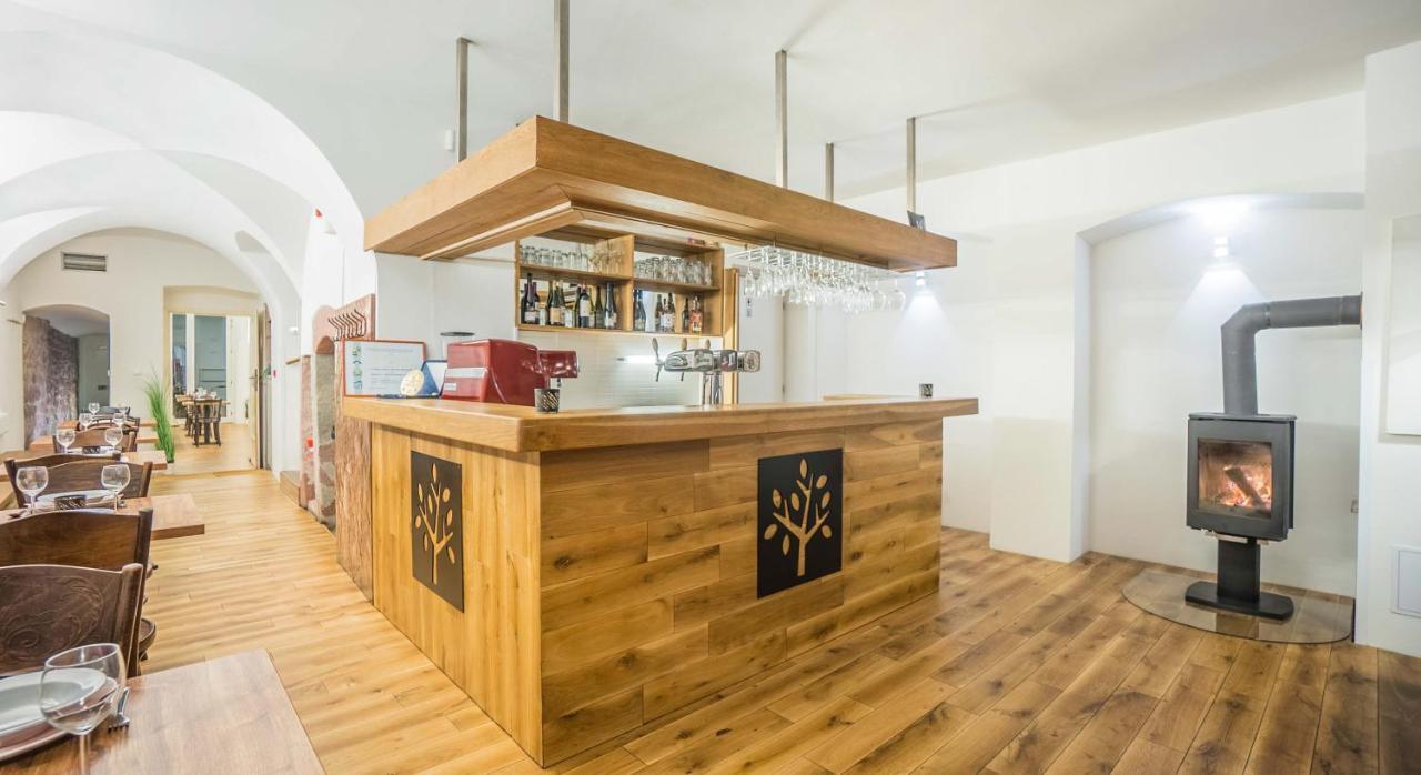 Penzion A Restaurace 14 Hostinne  Екстер'єр фото